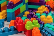 Lego blago poveao prihod u 2023., kupci suzdrani