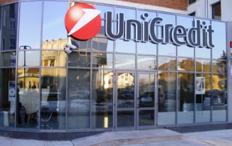Prihodi od naknada i provizija poduprli poslovne rezultate UniCredita
