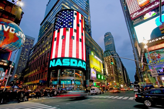 WALL STREET: Dow Jones i S&P 500 pali, Nasdaq porastao