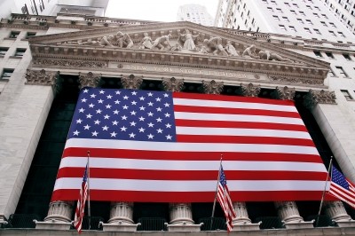 Wall Street: Indeksi blago porasli, ulagai oprezni 