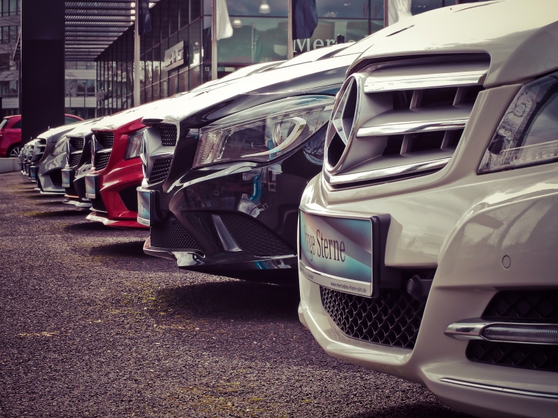 Prodaja novih vozila u oujku potonula gotovo 46 posto