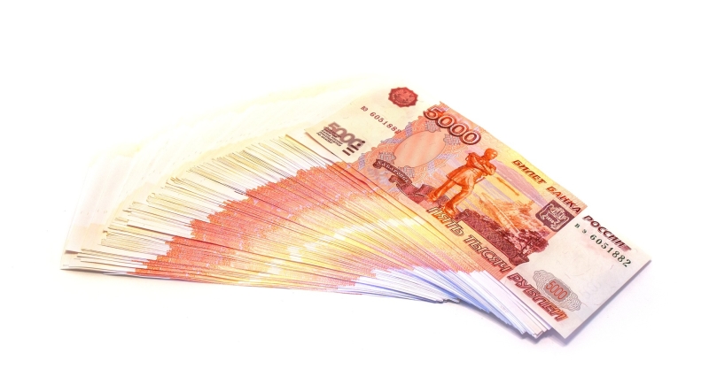 Rusija prisiljena platiti kamate na dravne obveznice u rubljima