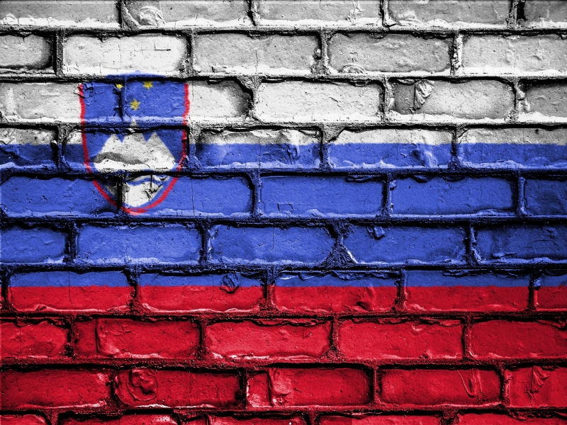 Slovenija lani s proračunskim deficitom od 3,5 milijardu eura, vlada optimistična Slovenija lani s proračunskim deficitom od 3,5 milijardu eura, vlada optimistična