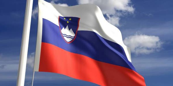 Slovenija lani s proraunskim deficitom od 3,5 milijardu eura, vlada optimistina
