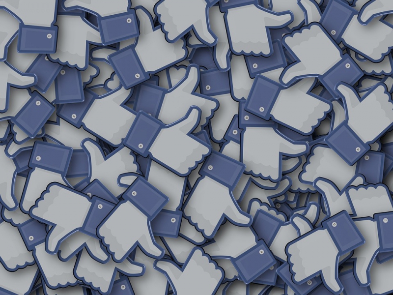Prihodi Facebooka skoili gotovo 50 posto, dobit jo i vie