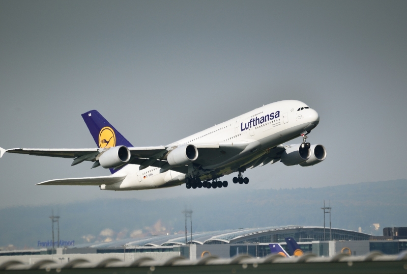 Zbog nestaice radne snage Lufthansa u srpnju otkazuje tisue letova