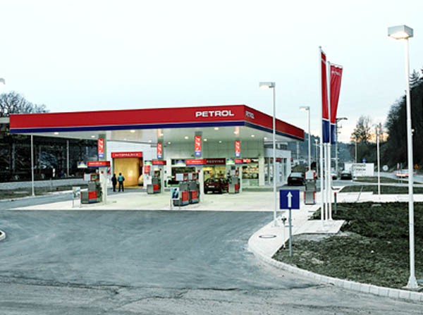 Slovenija: domae banke stranim fondovima prodale 11 posto Petrola