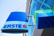 Rezervacije gotovo prepolovile dobit Erste Groupa u 2020.
