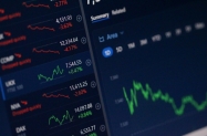 AZIJSKA TRŽIŠTA: Burze pale, dolar znatno ojačao