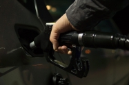 Cijena litre benzina 13,02, a dizela 13,43 kune