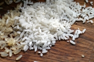 Strah od indijske zabrane izvoza pokrenuo navalu na rižu