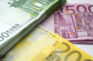 Euro kliznuo na najnižu razinu u mjesec dana prema dolaru