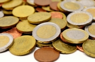 TJEDNI PREGLED: Euro i dalje oko najviše razine u godinu dana prema dolaru