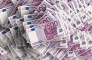 Članstvo u eurozoni će povoljno utjecati na daljnji rast plaća