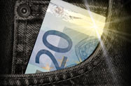 Euro ojaao prema dolaru, u fokusu sjednice ECB-a i Feda