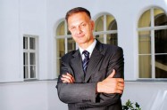 Kovaev: 58 posto kredita plasirali smo za investicije