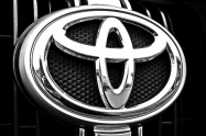 Toyota obustavlja proizvodnju u pet japanskih tvornica