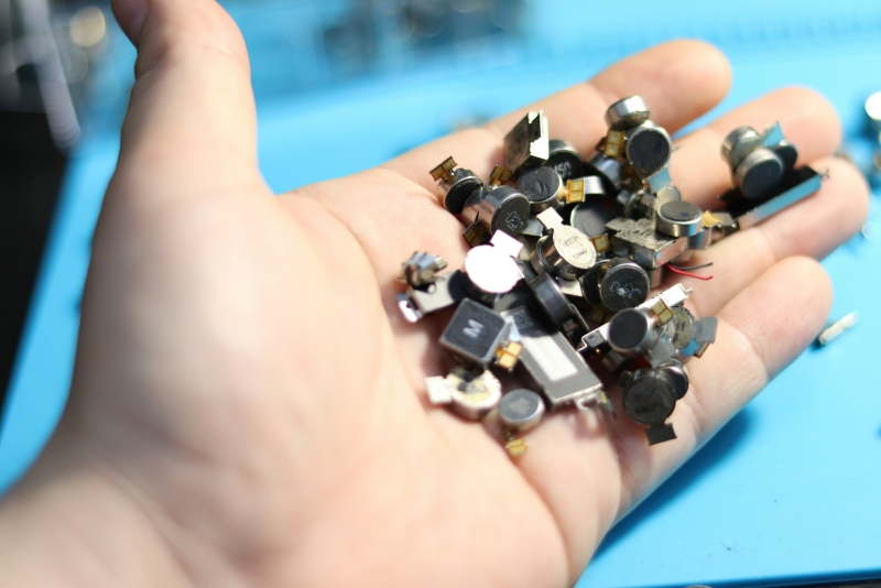 Kineski izvoz magneta prepolovljen u svibnju Kineski izvoz magneta prepolovljen u svibnju