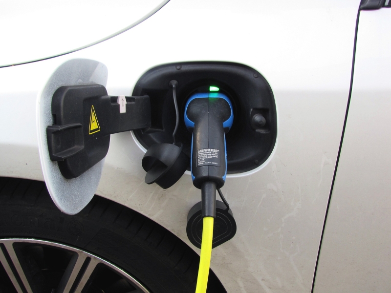 Europski proizvođači žele još poticaja za električna vozila