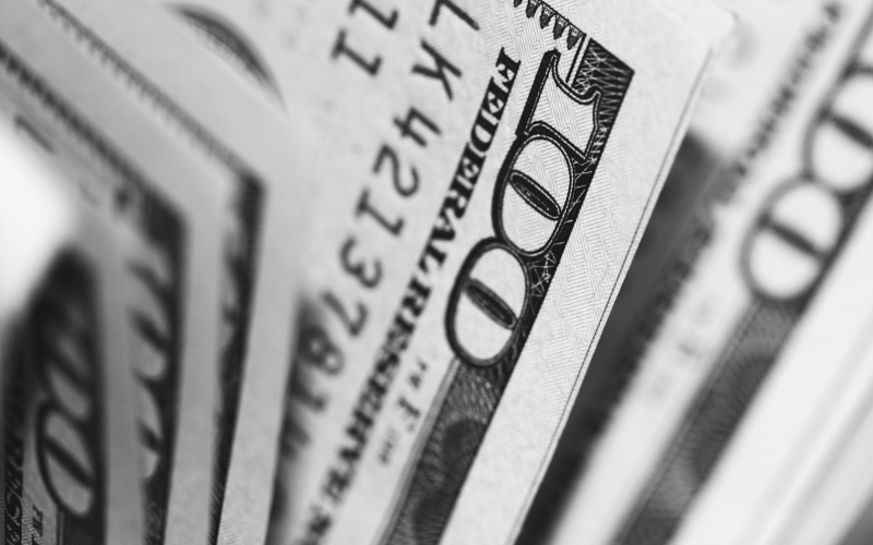 TJEDNI PREGLED: Dolar prema ko�arici valuta oslabio drugi tjedan zaredom
