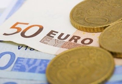 Euro ojaao trei tjedan zaredom nakon rasta njemakog BDP-a