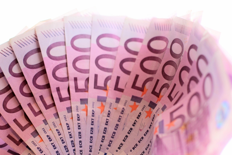 Hrvatski poduzetnici lani ostvarili konsolidiranu neto dobit od 9,9 milijardi eura Hrvatski poduzetnici lani ostvarili konsolidiranu neto dobit od 9,9 milijardi eura
