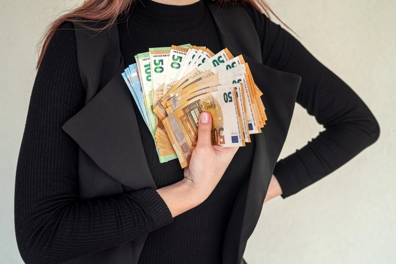 Prosje�na neto pla�a za travanj u Hrvatskoj 1.552 eura