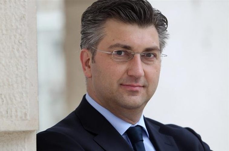 Plenković primio europskog povjerenika za proračun i administraciju Hahna