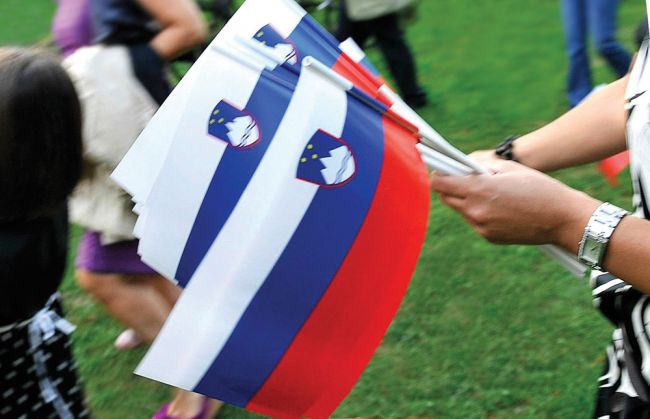 Slovenska vlada predstavila prvi paket mjera za ublaavanje krize
