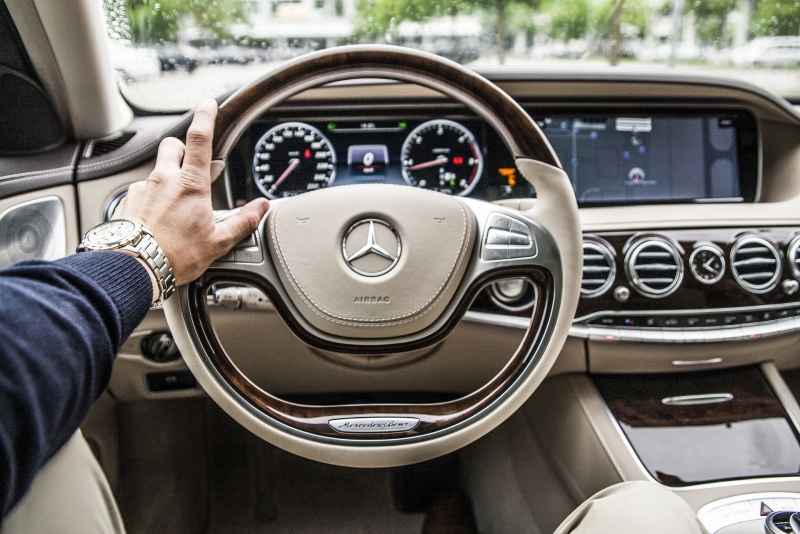 Daimler upozorio na znatno vee trokove u 2019. zbog ′dieselgatea′