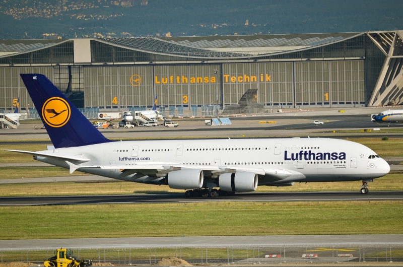 Lufthansa smanjila gubitak u 2021.